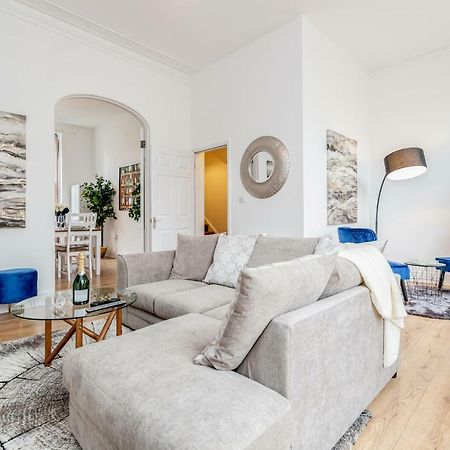 Bright & Spacious 4Beds Home - Kensington High Street-Olympia Лондон Экстерьер фото