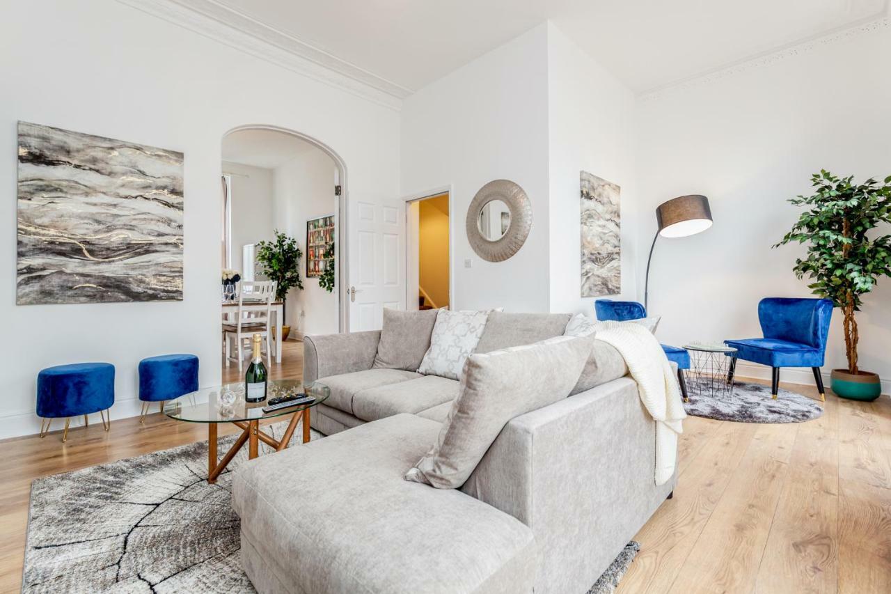 Bright & Spacious 4Beds Home - Kensington High Street-Olympia Лондон Экстерьер фото